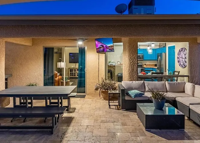 Avalon Havasu Pool Playground Sleeps 20
