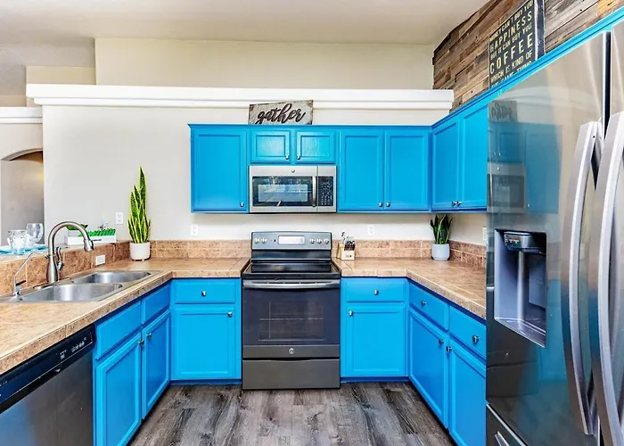 Hébergement de vacances Avalon Havasu Pool Playground Sleeps 20