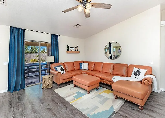 Avalon Havasu Pool Playground Sleeps 20 Hébergement de vacances Lake Havasu City