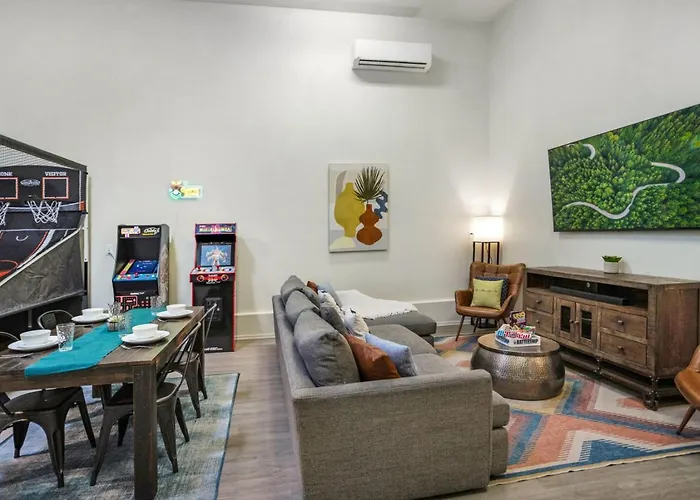 Holiday home Avalon Havasu Pool Playground Sleeps 20