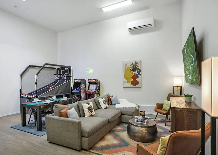 Holiday home Avalon Havasu Pool Playground Sleeps 20