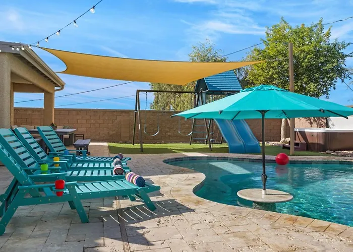 Avalon Havasu Pool Playground Sleeps 20 Holiday home Lake Havasu City